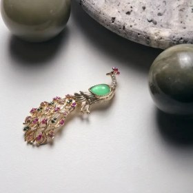 تصویر کد A-157 | گل‌سینه طاووس 