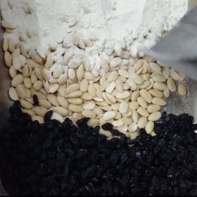 تصویر حریره بادام و مویز با چاشنی سبزنیک (200 گرم) 