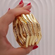 تصویر دستبند زنانه طرح هشت ضلعی آبکاری طلا ۲۴ عیار 