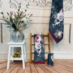 تصویر روسری مشکی گلدار 