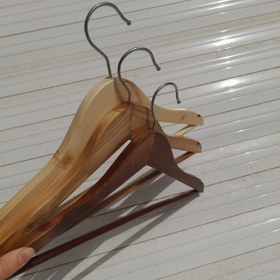 تصویر چوب لباسی چوبی مجموعه ۵۰عددی 