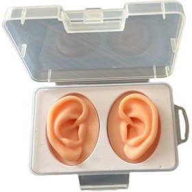 تصویر مولاژ گوش جفتی 