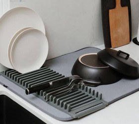 تصویر نمگیر با استند سلیکونی 