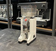 تصویر آسیاب قهوه صنعتی کارکرده آندیمند یورکا میگنون آندیمند 