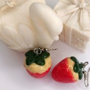 تصویر گوشواره توت فرنگی 