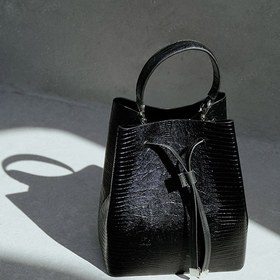 تصویر کیف زنانه چرم طبیعی استایل ۱۲۰۷‌ 