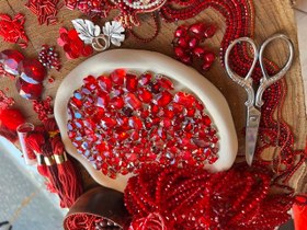 تصویر نگین قرمز شفاف 