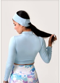 تصویر کراپ ورزشی نیم زیپ 