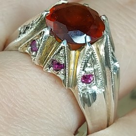 تصویر انگشتر نقره دستساز مدل هشت ترک جواهری گارنت سرخ Handmade silver garnet ring