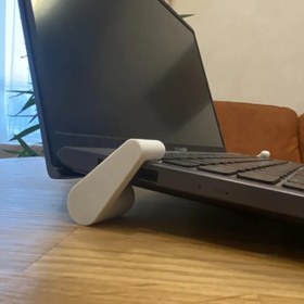 تصویر نگهدارنده لپتاپ 