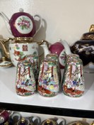 تصویر نمکدان چینی قدیمی گل مرغی 