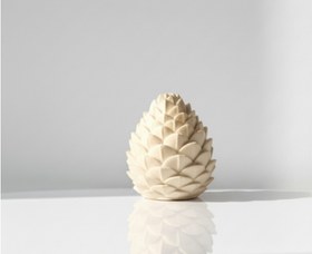 تصویر قالب سیلیکونی میوه کاج (سایز متوسط) – مناسب شمع‌سازی و مجسمه‌های دکوری 