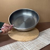 تصویر ماهیتابه استیل نچسب سایز ۲۸ کف لیزری 