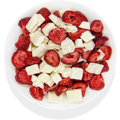 تصویر بستنی وانیل با تکه های توت فرنگی 