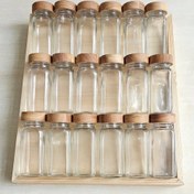 تصویر شیشه مکارتی درب چوبی 