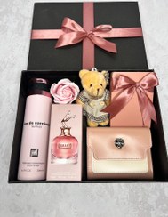 تصویر پکیج کادویی دخترانه لاکچری با اسپری لالیک و نارسیسو 