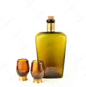 تصویر بطری و شات آبگینه رنگ عسلی- کد ۰۱۲ 
