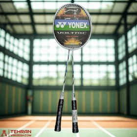 تصویر راکت بدمینتون یونکس مدل VOLTRIC جفتی 