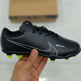 تصویر کتونی بچه گانه نایک فوتبال چمنی مشکی Nike Football 