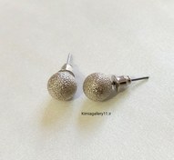 تصویر گوشواره میخی گوی شنی 