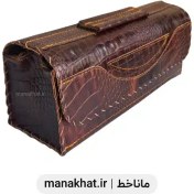 تصویر کیف لوازم خوشنویسی و هنری چرم طبیعی سماقی طرح دار 