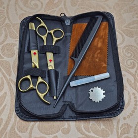 تصویر ست کامل قیچی کوتاهی و پیتاژ حرفه ای A full set of professional short scissors and scissors