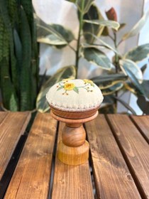 تصویر جاسوزنی چوبی 