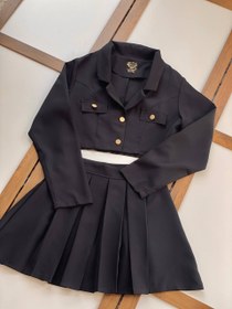 تصویر کت و دامن سبز 