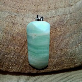 تصویر آویزهای آراگونیت Aragonite pendant