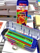 تصویر مداد رنگی پارسیکار 24 رنگ جعبه فلزی دو طبقه 