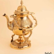 تصویر قوری وارمردار برنجی طرح طاووس 400 سی سی ساخت هندوستان رنگ طلایی Tea put with stand