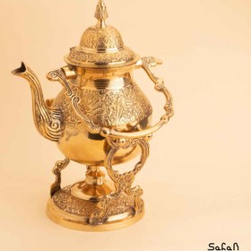 تصویر قوری وارمردار برنجی طرح طاووس 400 سی سی ساخت هندوستان رنگ طلایی Tea put with stand