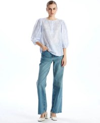 تصویر شومیز آبی نیم دکمهlc waikiki 