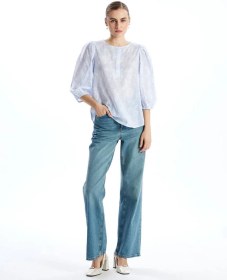 تصویر شومیز آبی نیم دکمهlc waikiki 