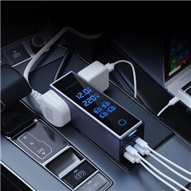 تصویر اینورتر فندکی پاورولوژی مدل PWCUQC044 ظرفیت ۳۰۰ وات با نمایشگر 