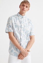 تصویر پیراهن هاوایی آستین کوتاه مردانه برند اچ اند ام H&M - گل‌های لاله 