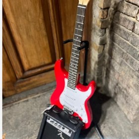 تصویر گیتار الکتریک یاماها ویژه با ضمانت 3ساله 