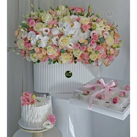 تصویر باکس گل و کیک عهد سپید 