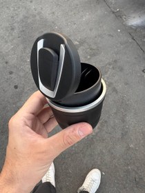 تصویر زیر سیگاری خودرو 