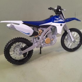 تصویر ماکت موتور کراس یاماها YZ 450 با تمام جزئیات موتور اصلی 