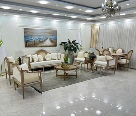 تصویر مبل کلاسیک فرانسوی کاجی ۸ نفره 