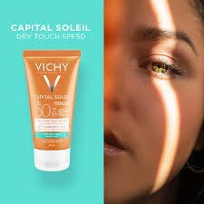 تصویر ضد آفتاب کاپیتال سولیل بیرنگ پوست چرب و مختلط ویشی 50 میلVICHY CAPITAL SOLEIL DRY TOUCH FACE FLUID ANTI-SHINE SPF50 