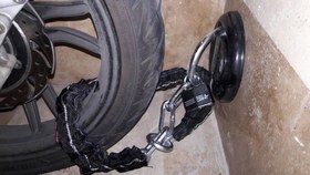 تصویر پکیج ضدسرقت قفل و زنجیر موتور و دوچرخه 