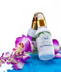 تصویر سرم آبرسان پوست چرب آوینا 