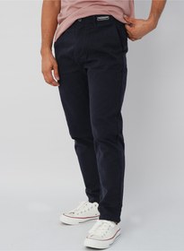 تصویر شلوار چینی مردانه با طراحی باریک و جلو صاف در رنگ نیمه شب برند jack & jones Men’s Chino Tapered Flat Front Pants in Midnight