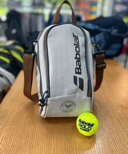 تصویر فروشگاه لوازم تنیس بابولات