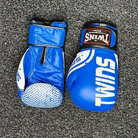 تصویر دستکش بوکس چرمی 