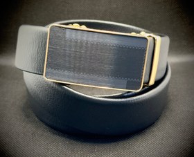 تصویر یک جین کمربند ریلی 