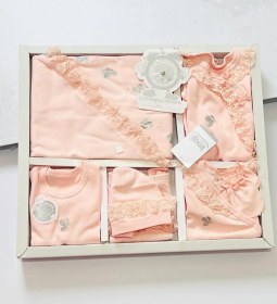 تصویر ست نوزادی دخترانه ترک 