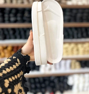 تصویر فروشگاه ملزومات بافتنی پارمیس